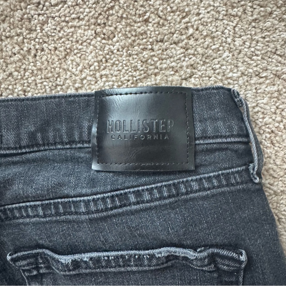 Hollister Grey Skinny Jeans - Picture 6 of 6
